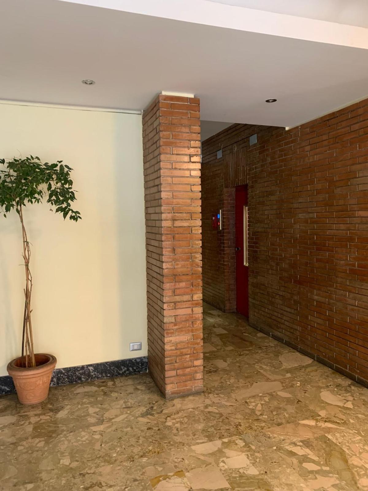 Vivi In Un Attico Tipico Romano Con Vista Su Roma 외부 사진